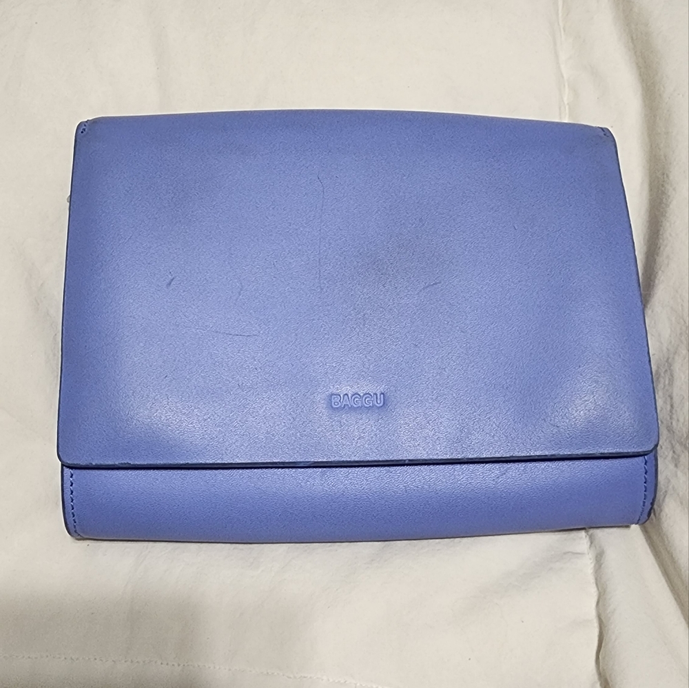 Baggu Structured leather purse - read description!